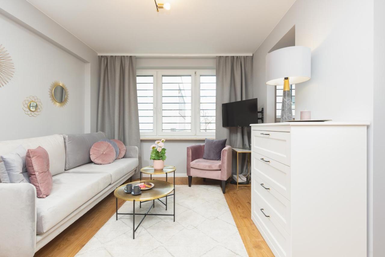 City Center Apartment Near The Vistula By Noclegi Renters Warsaw Exterior photo